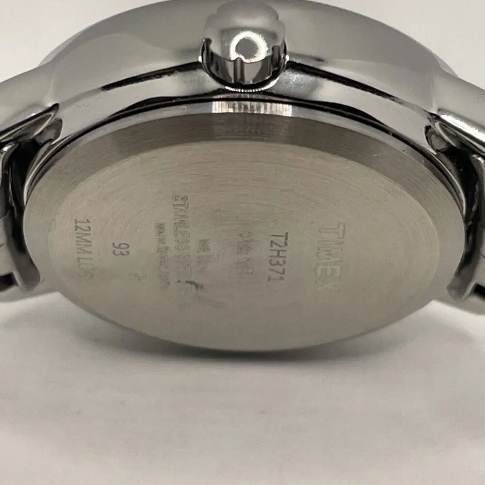Timex Easy Reader T2H371 Women's Silver Stainless Steel Analog Dial Watch Tx97